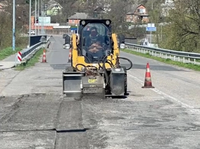 В Лубенській громаді розпочали ямковий ремонт доріг