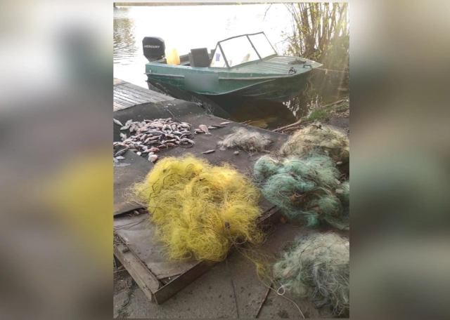 На водоймах Полтавщини поліція виявила браконьєрів та вилучила понад 1000 метрів сіток
