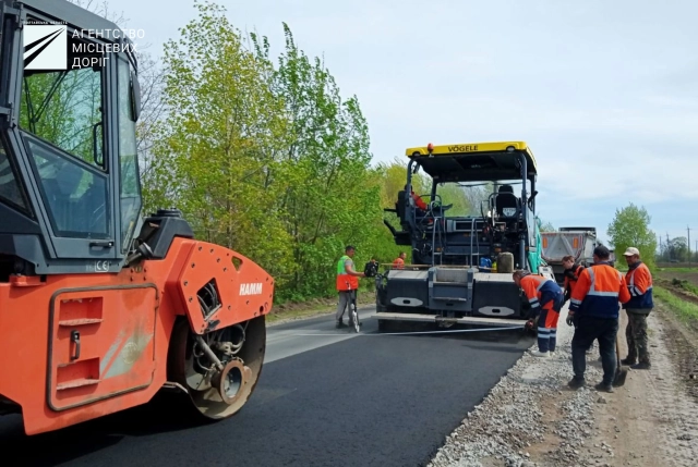 Проводиться ремонт автодороги Лохвиця - Вирішальне - Лубни