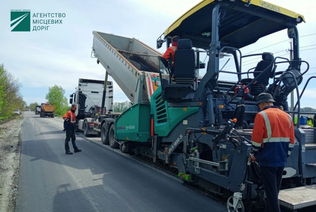 Проводиться ремонт автодороги Лохвиця - Вирішальне - Лубни