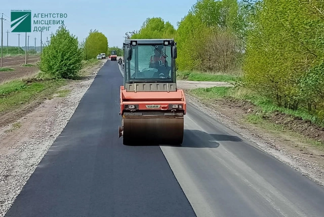 Проводиться ремонт автодороги Лохвиця - Вирішальне - Лубни