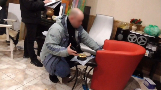 У Кременчуці фотограф росіянин зберігав дитяче порно