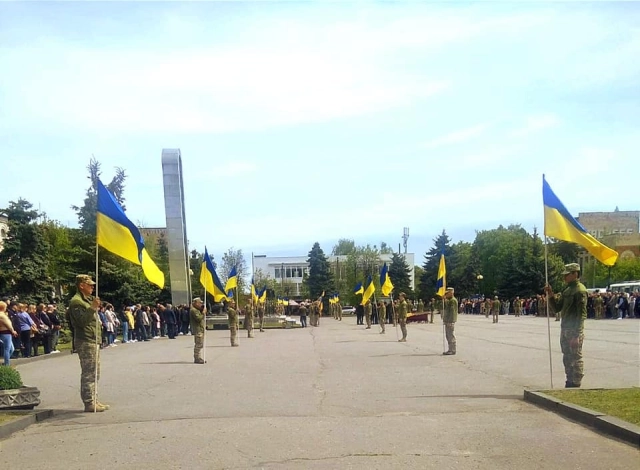 Лубенці збирають підписи за перейменування вулиці на честь загиблого захисника Віктора Новікова