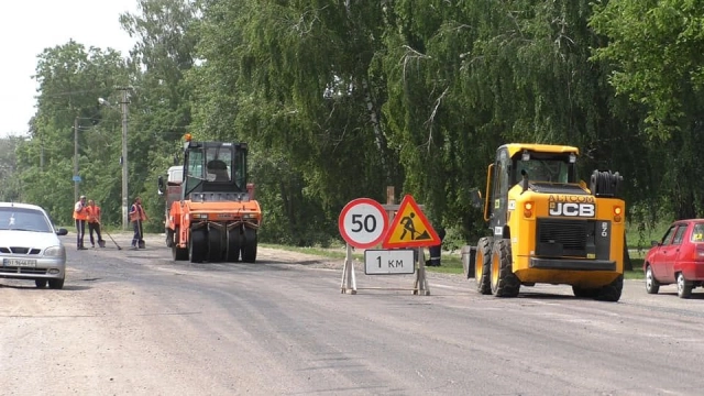 У Лубнах поточний ремонт 4 700 м2 дороги обійдеться у майже 4,2 мільйони гривень