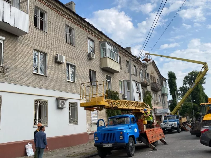 Наслідки ракетного обстрілу Кременчука 22 вересня (відео)