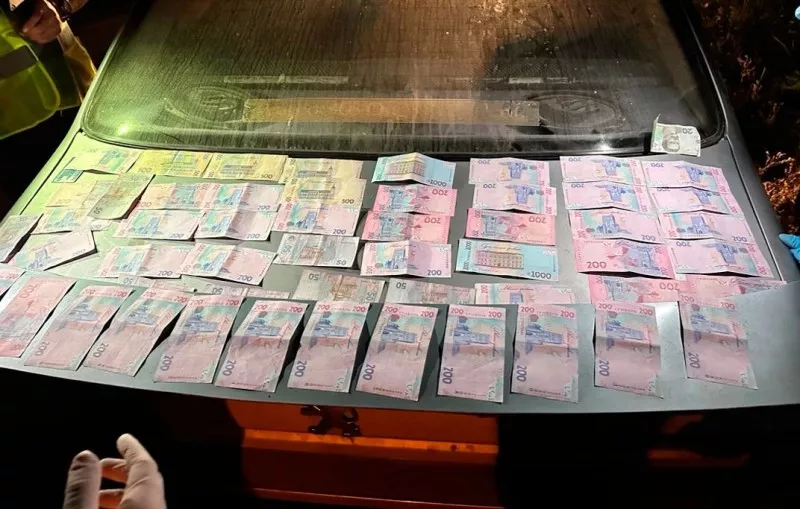 Двох жителів Полтавщини затримали за збут протитанкового грантомета та боєприпасів