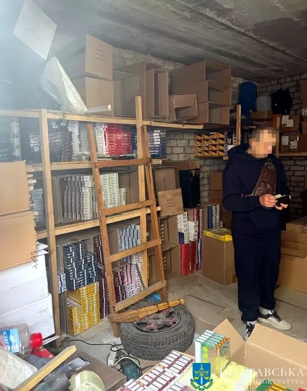На Полтавщині та Харківщині підпільно виготовляли сигарети та алкоголь: вилучено товару на 23 млн грн