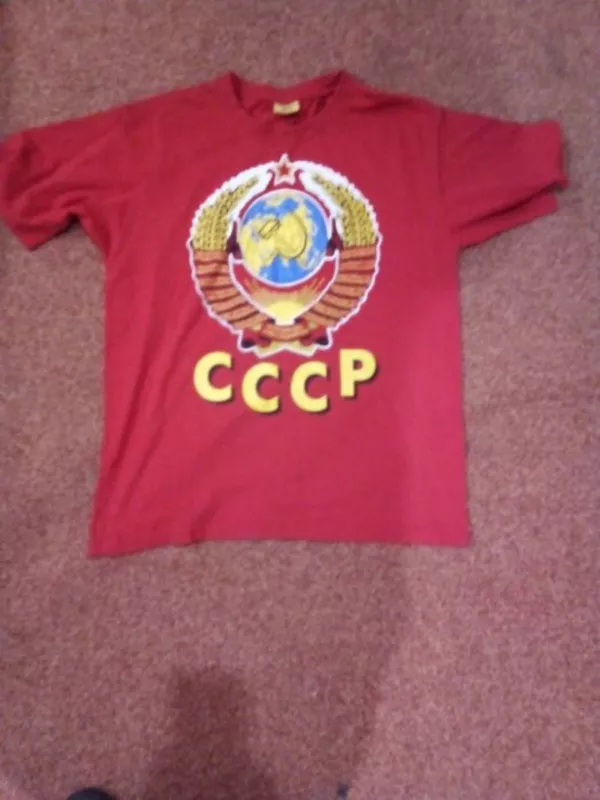 У Пирятині чоловік, який продавав футболку з написом та гербом СССР, поніс покарання