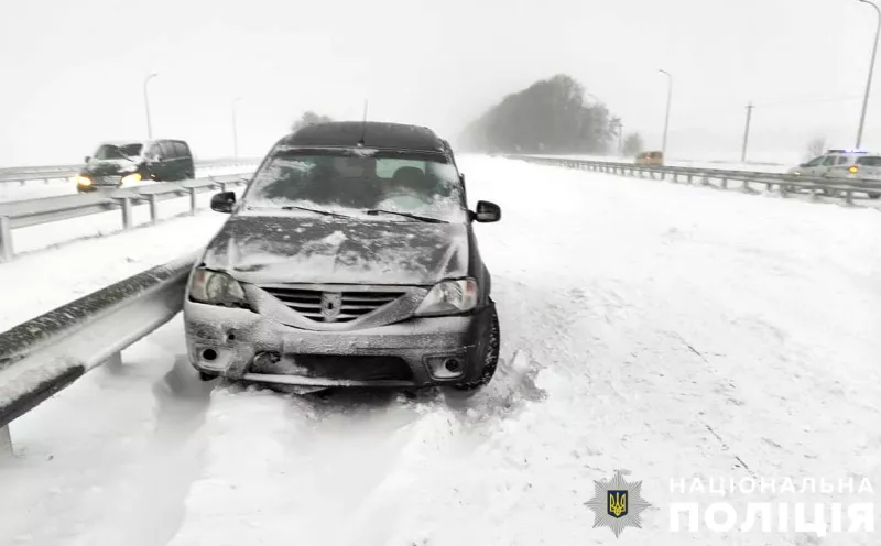 На Пирятинщині в аварії за участі кількох автомобілів загинув чоловік