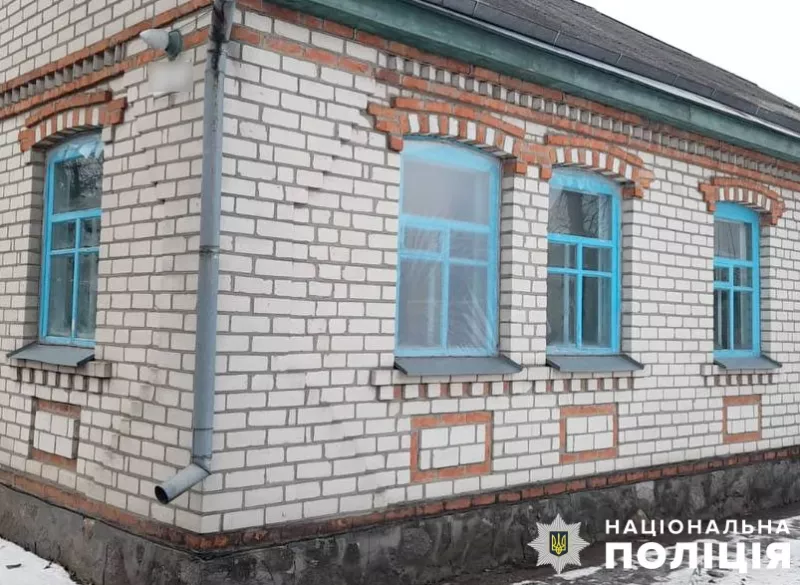 Житель Лубен зарізав жінку та мало не вбив її сина та співмешканця