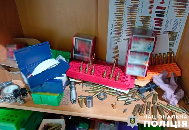На Полтавщині викрили канал продажу боєприпасів