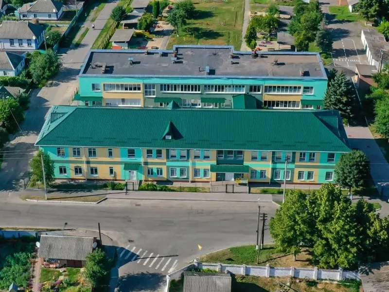 Суд визнав незаконним розпорядження Лубенського міського голови щодо знаходження амбулаторії у дитячому садочку Берізка