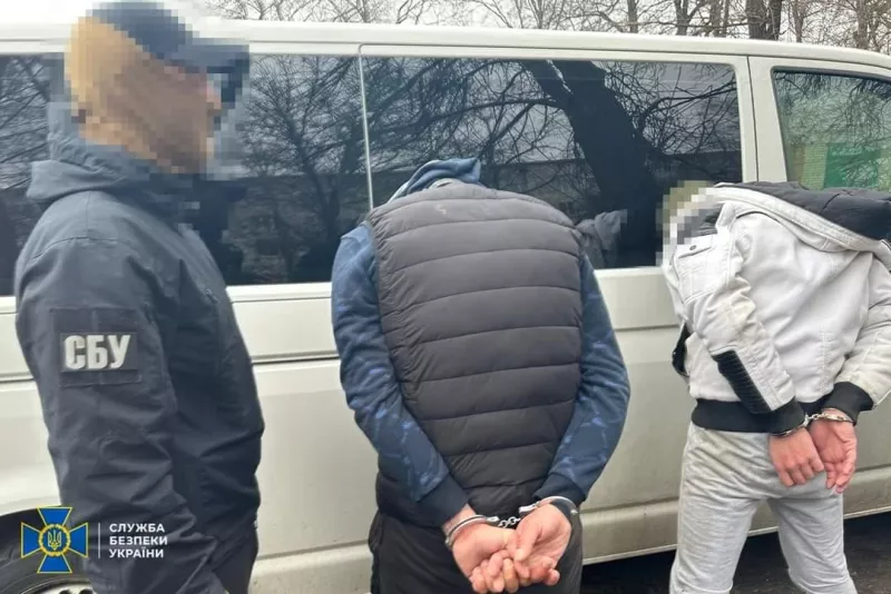 На Полтавщині "на гарячому" затримали диверсантів фсб, які намагались підірвати залізничну лінію