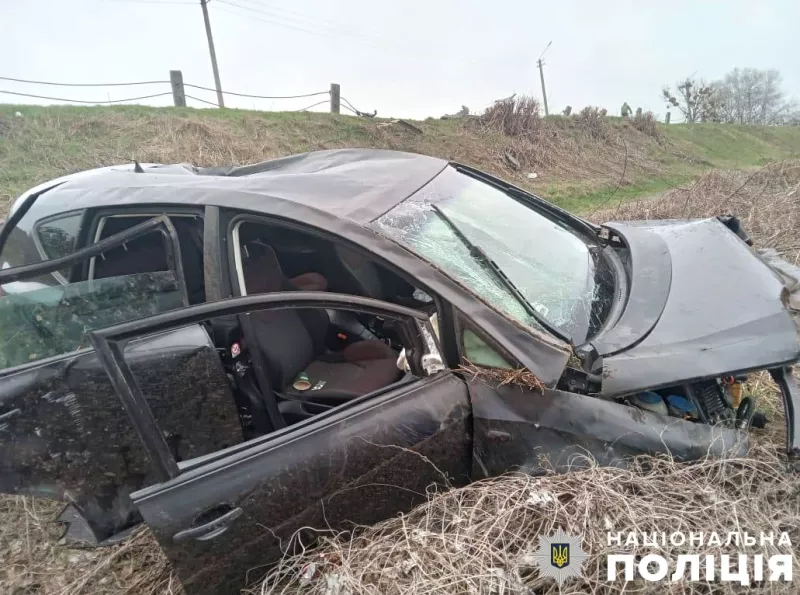 У Засуллі п'яний водій легковика не впорався з керуванням