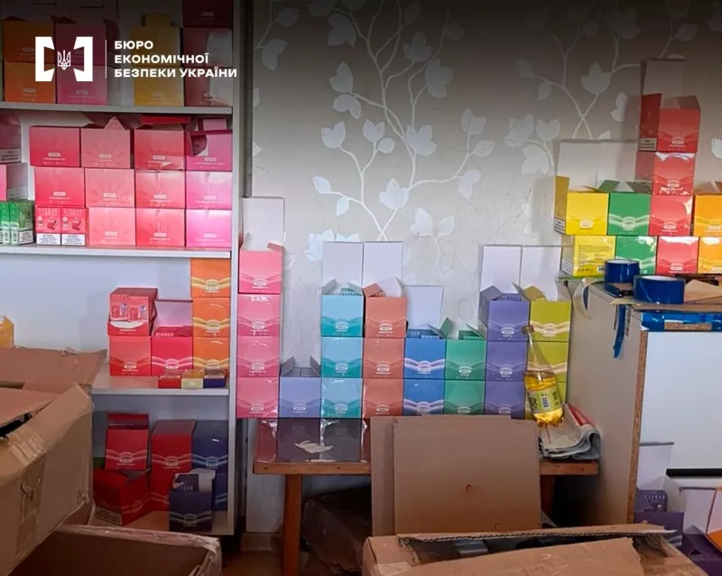 Викрили злочинців, які продавали контрафактні підакцизні товари вартістю 5,3 млн грн