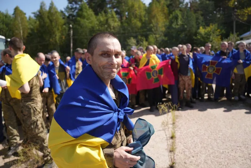 24 серпня Україна повернула з російського полону 115 Захисників: список звільнених
