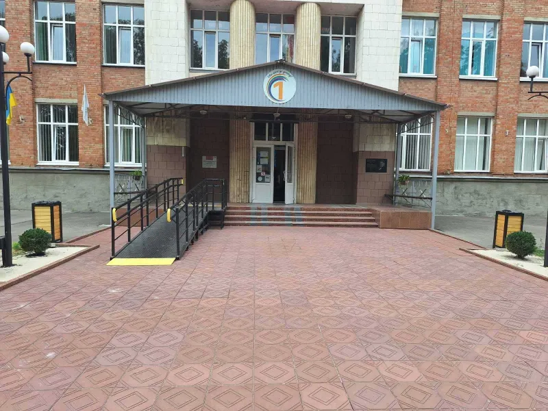 У Лубенській Першій гімназії створили простір для дітей з особливими освітніми потребами