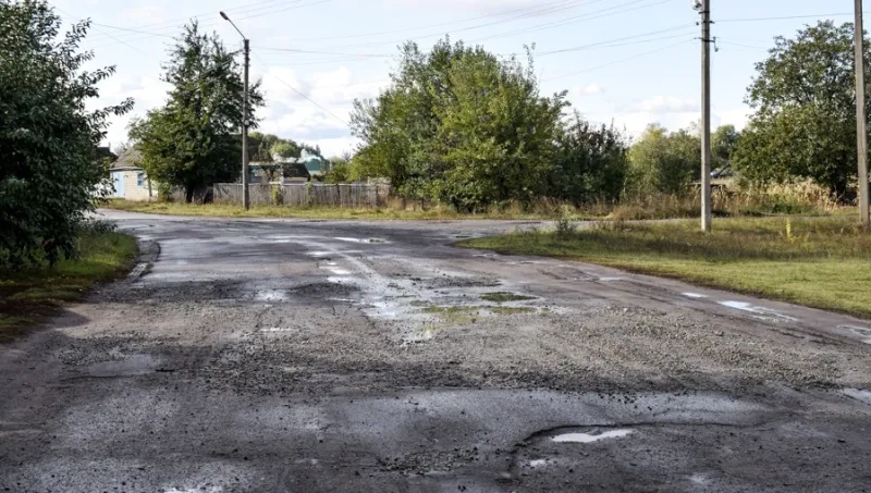 В Оржиці підприємець зі своєї ініціативи поремонтував дорогу