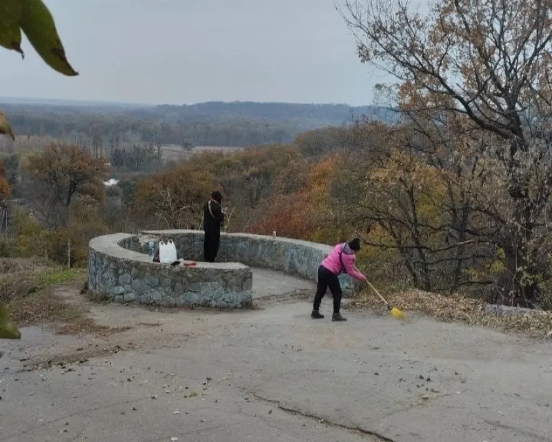 У Лубнах у Молодіжному парку ремонтують Підкову