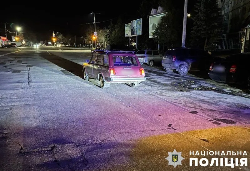У Лубнах легковик збив жінку, яка переходила дорогу в невстановленому місці