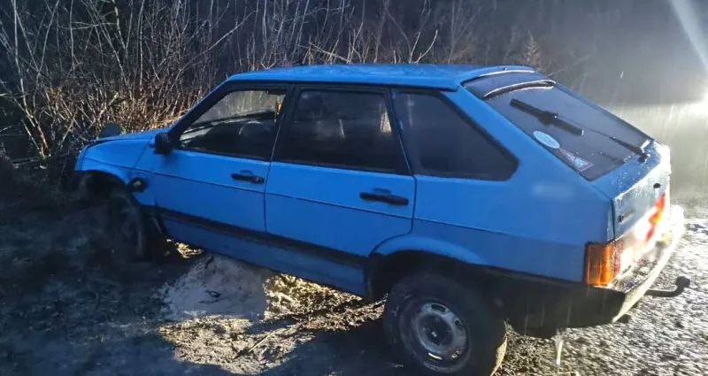 У Лубнах п'яний чоловік викрав автомобіль та потрапив у ДТП