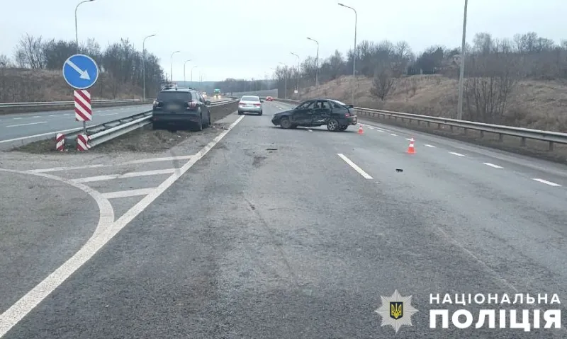 На Лубенщині в селі Вільшанка знову сталася аварія: травмувалася водійка кросовера. Чому тут трапляються ДТП?