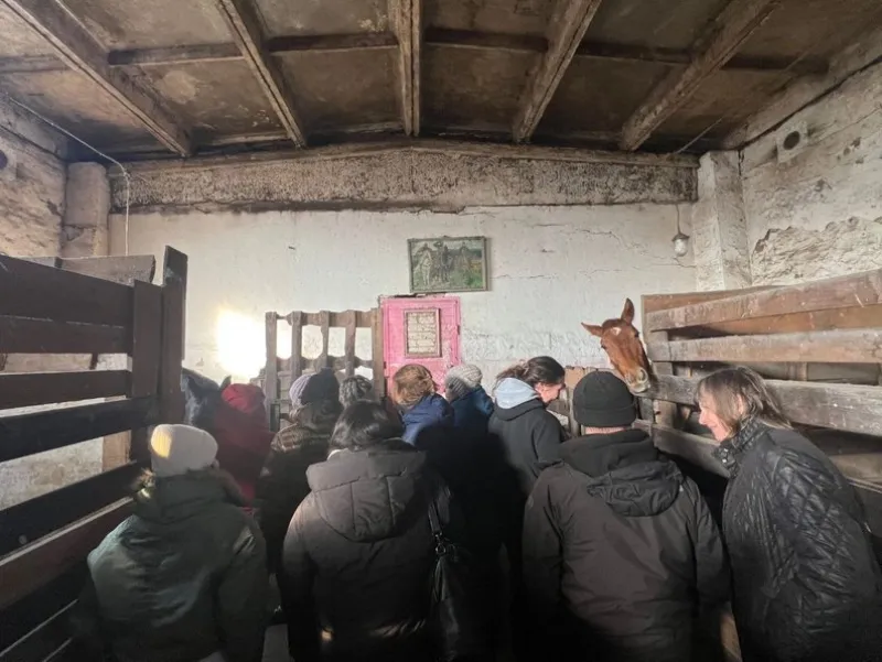 У Лубнах навчали реабілітовувати військових за допомогою тварин