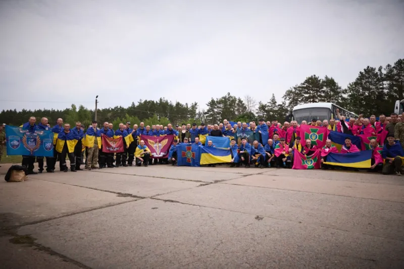 23-25 травня з полону повернули 1000 українців: списки визволених військових