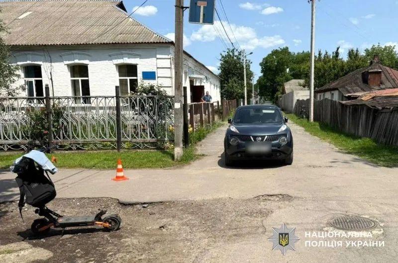 У Лубнах легковик збив 13-річного юнака на електросамокаті