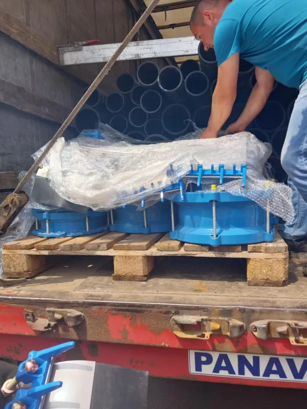Лубни-водоканал отримав від партнерів матеріали для заміни аварійних ділянок водомережі