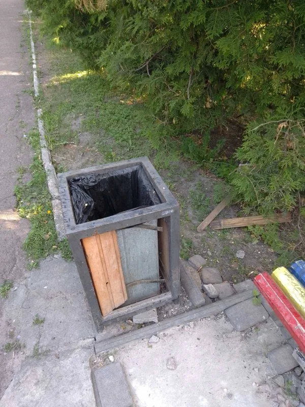 У Лубнах у Дитячому парку стався черговий акт вандалізму