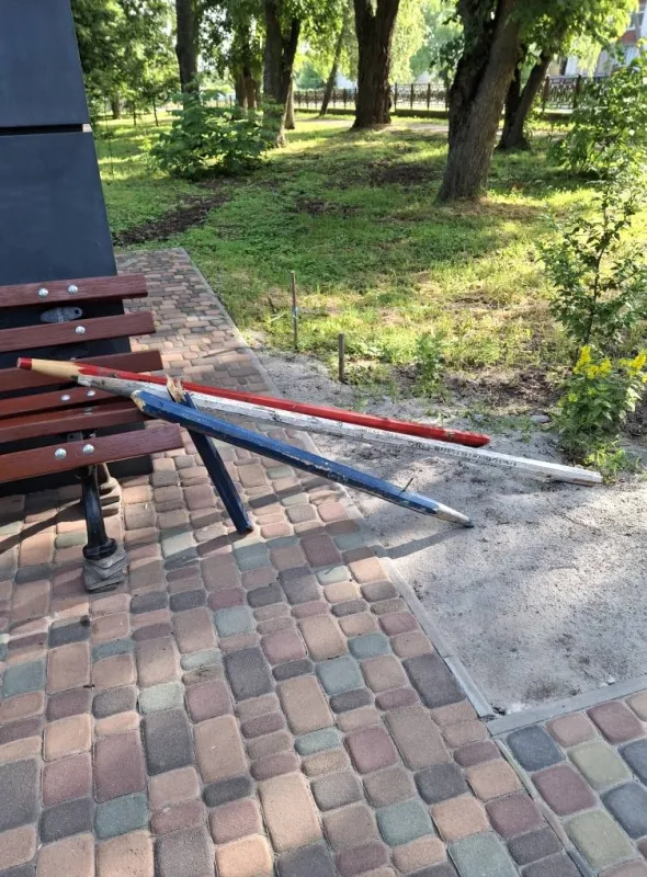 У Лубнах у Дитячому парку стався черговий акт вандалізму