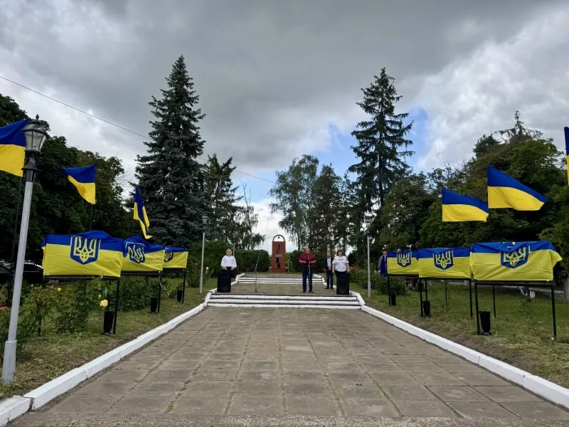 У Новоаврамівці на Хорольщині відкрили меморіальні дошки на честь Героїв-захисників