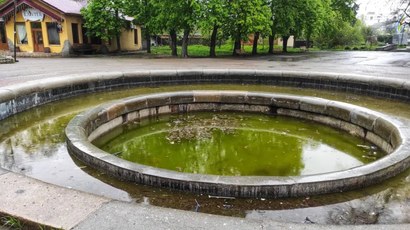 У Лубнах під час війни вважають недоцільно витрачати кошти на утримання фонтану