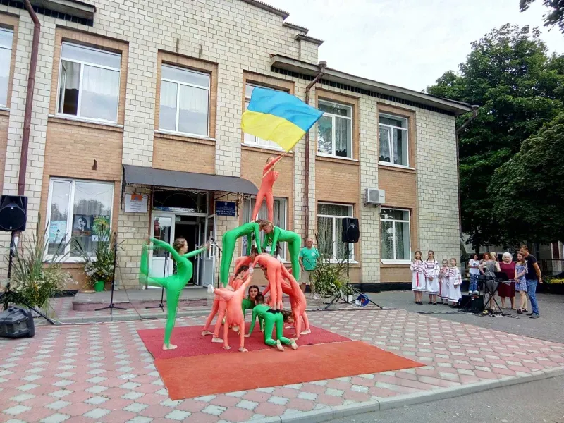 У Лубнах відремонтують ганок Центру культури та облаштують доступні санвузли