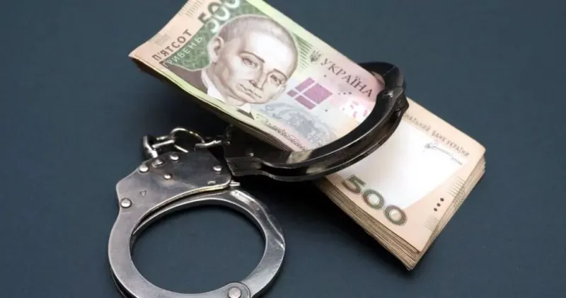 Експосадовця Полтавської міськради та трьох підприємців звинувачують у привласненні понад 3,6 млн грн