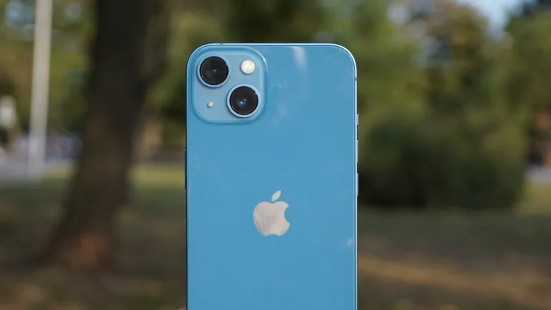 У Лубнах засудили чоловіка, який вкрав iPhone 13 у парку