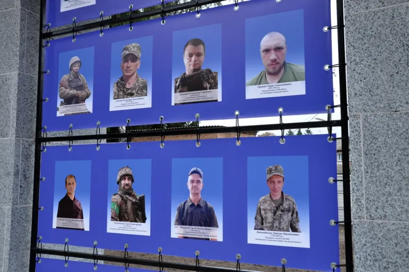 У Гребінці відкрили відновлений меморіальний комплекс