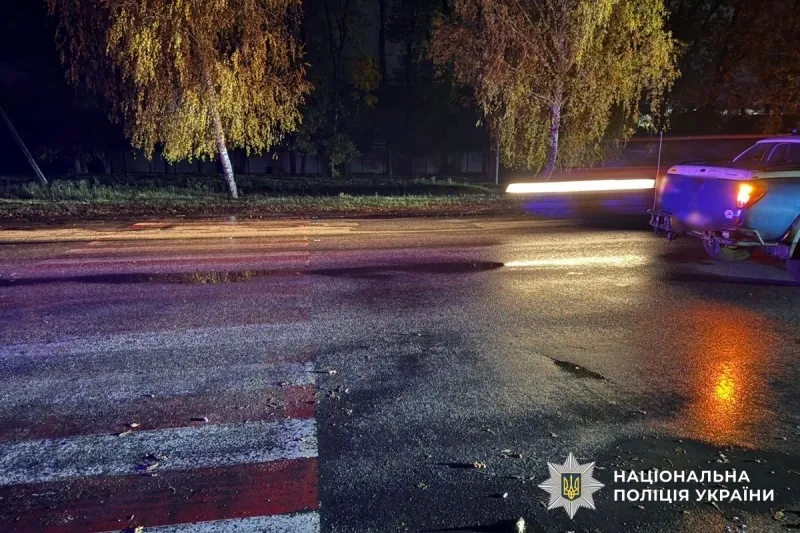 У Лубнах водій Mitsubishi збив жінку з дитиною