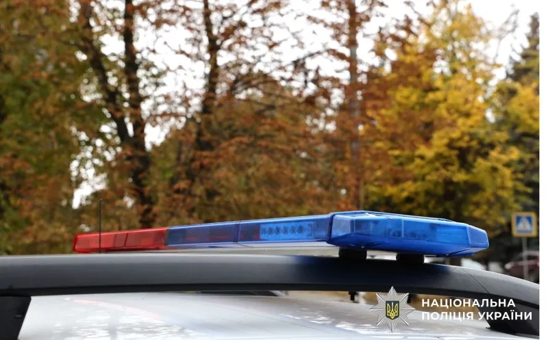 У Лубнах на зупинці громадського транспорту знайшли мертвого чоловіка