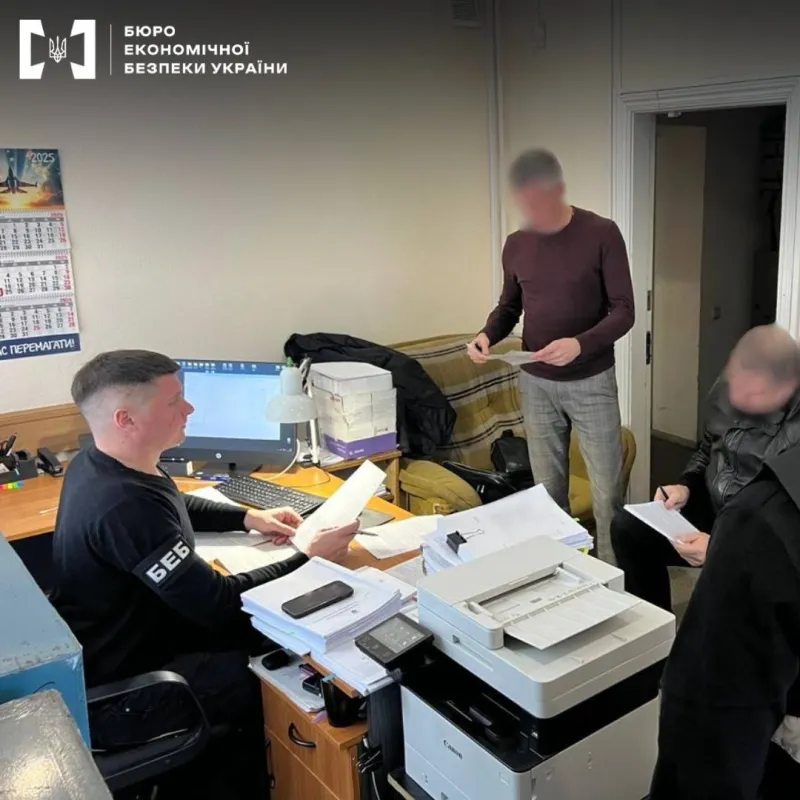 На Полтавщині привласнили понад 5 млн грн під час закупівель на військові потреби