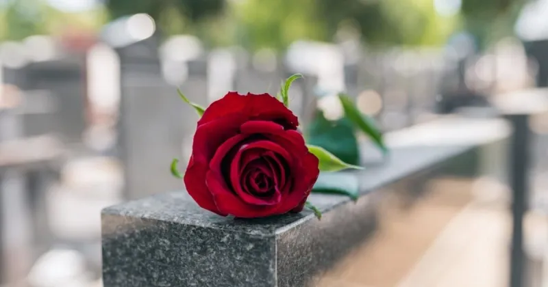 У Хоролі пошкодили місце поховання полеглого Захисника