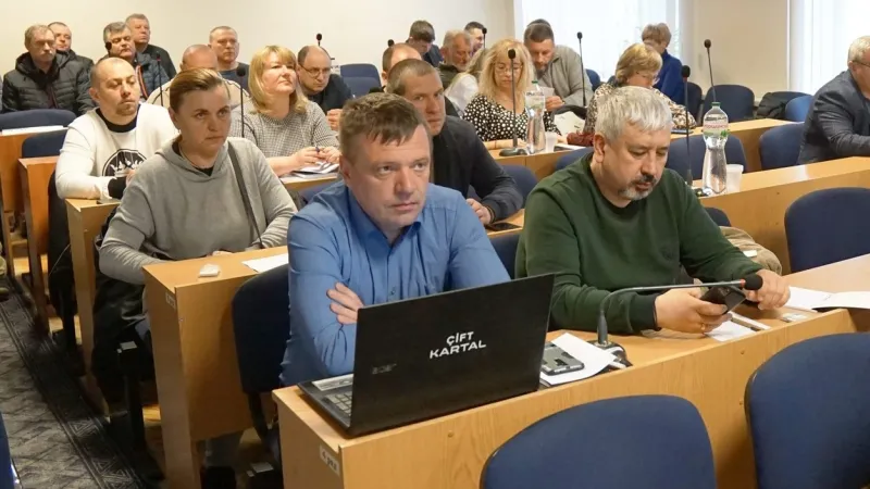 Депутат Лубенської міськради Віталій Крамаренко достроково склав повноваження