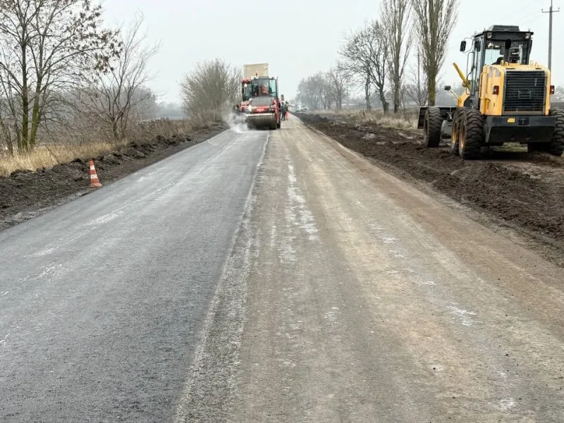 Як на Полтавщині ремонтували дороги без держфінансування у 2025 році