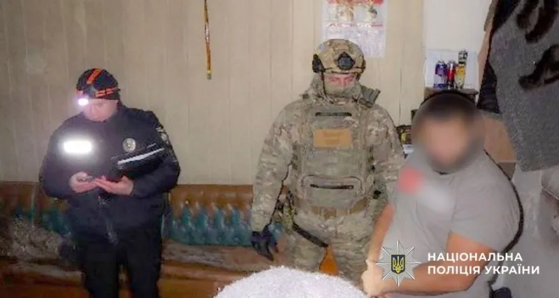 На Полтавщині чоловік пограбував 16-річну дівчину в новорічну ніч