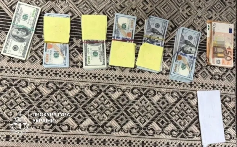 Фейковий діагноз як квиток за кордон: на Полтавщині судитимуть учасників схеми