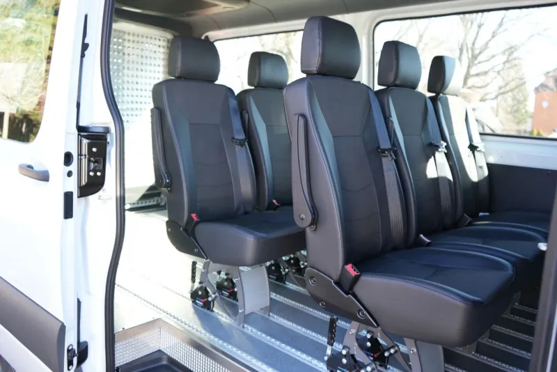 Пирятин отримав мікроавтобус від німецького міста-партнера