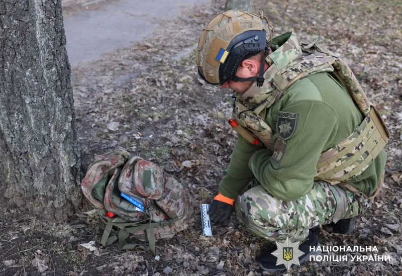 У Лубнах на площі Слави виявили підозрілий рюкзак
