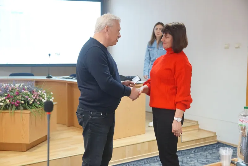 У Лубнах оновився депутатський склад міськради: хто зайшов і хто склав мандат