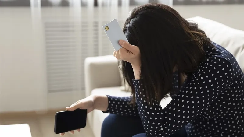 На Лубенщині шахраї ошукали жінку на понад 160 тисяч гривень